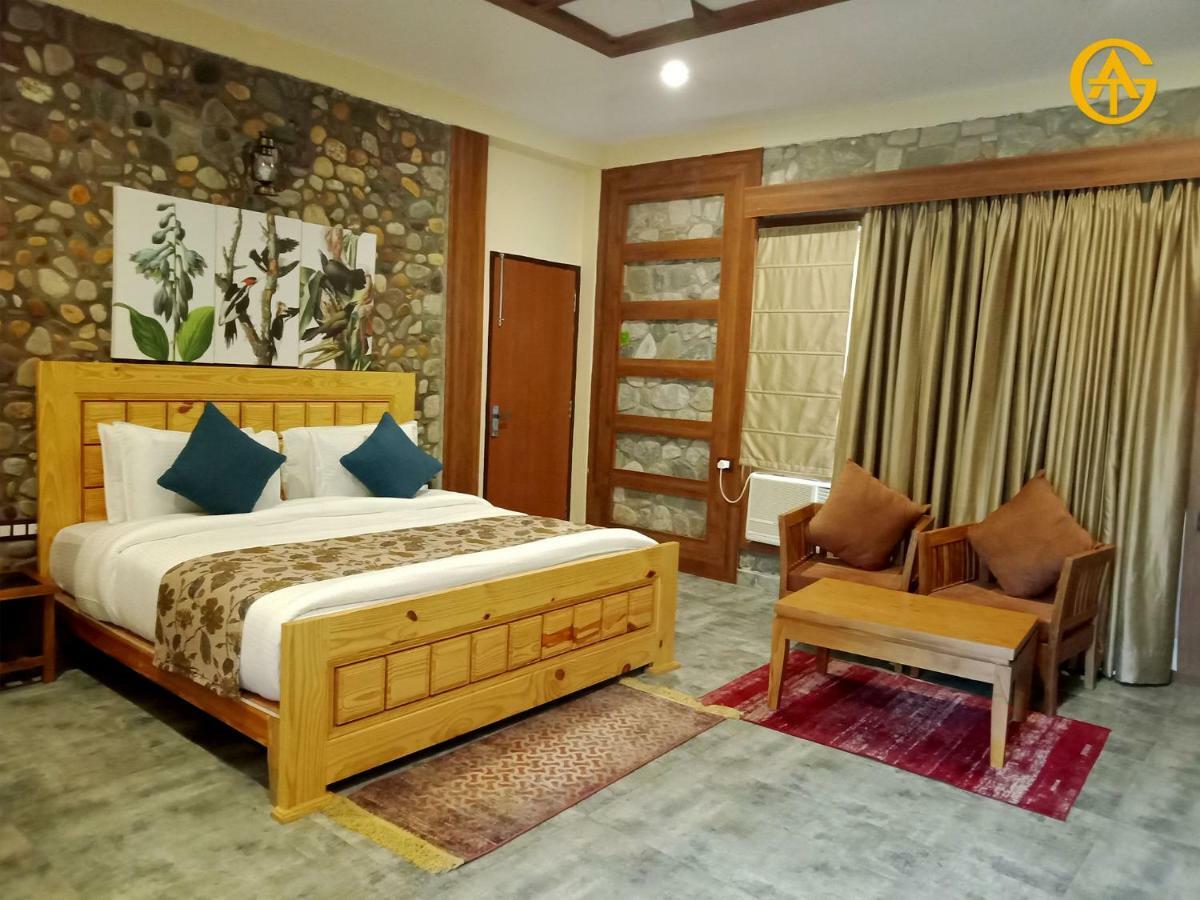 Tag Resorts The Banyan Retreat Рамнаґар Екстер'єр фото